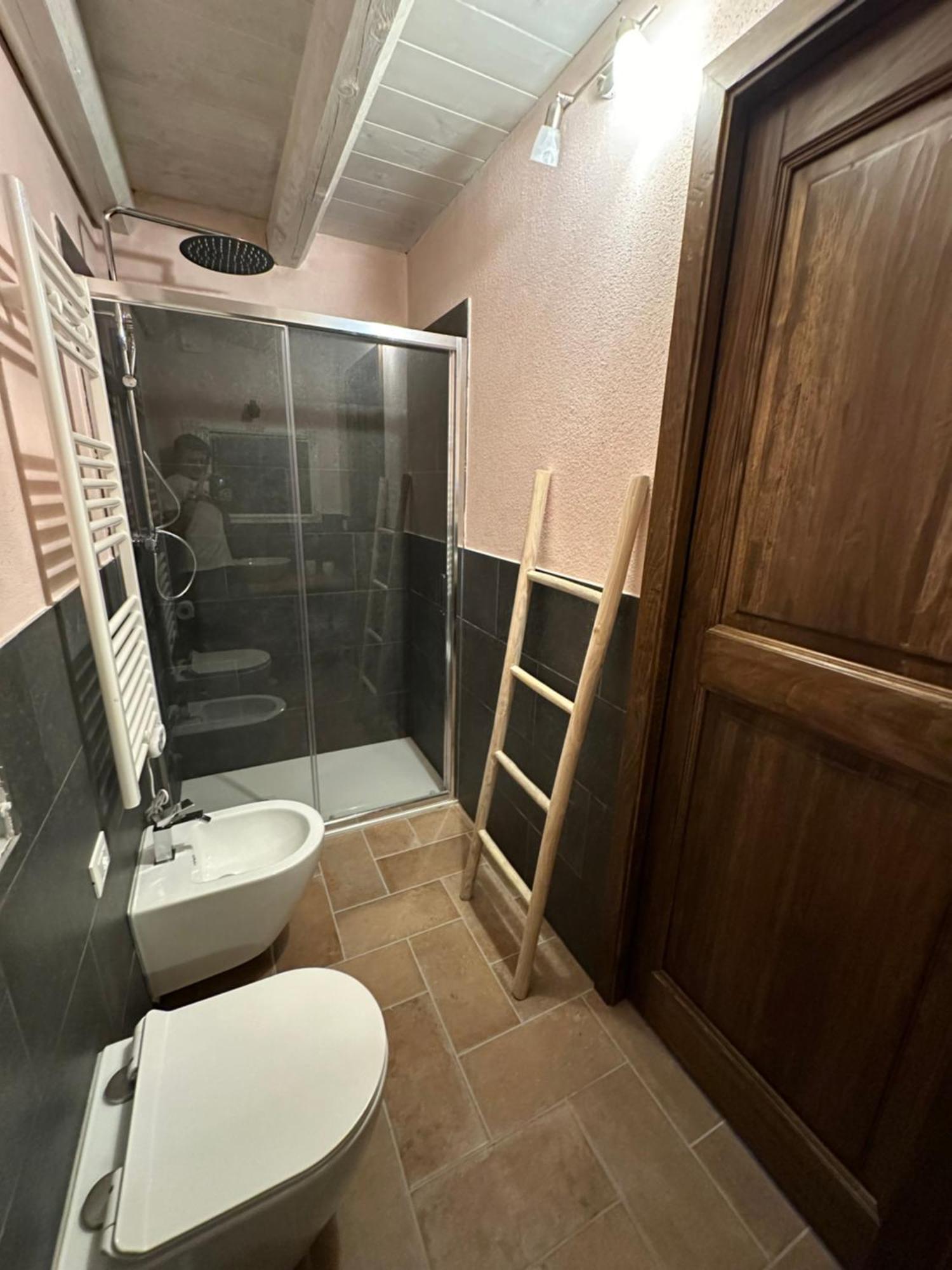 Mornese Nel Caruggio - B&B מראה חיצוני תמונה